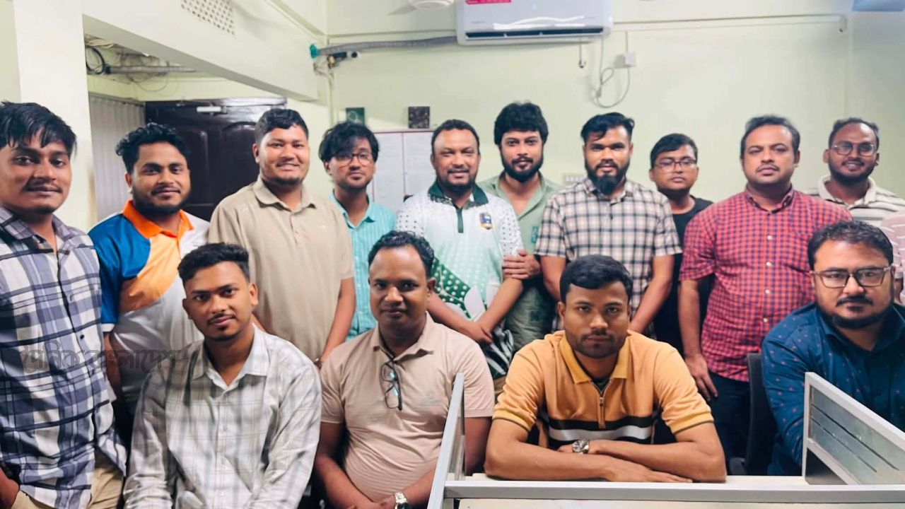 ‘গণমানুষের কণ্ঠস্বর হয়েই থাকবে আজকের কক্সবাজার বার্তা’