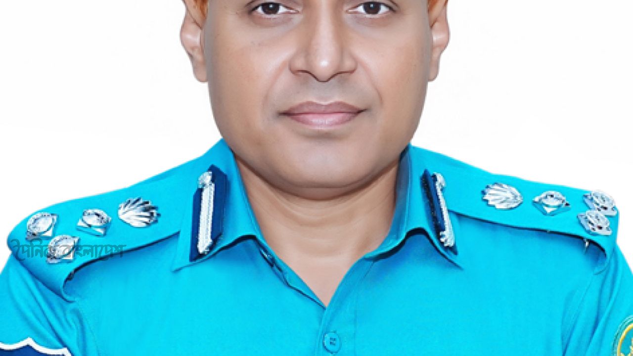মানবিক পুলিশিংয়ের উজ্জ্বল দৃষ্টান্ত পুলিশ কমিশনার মোহাম্মদ ফয়েজুল কবির